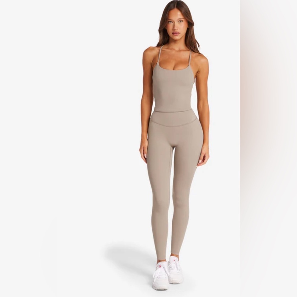 CSB Seamless Beige Leggings - Stylish & Comfortable yoga gym